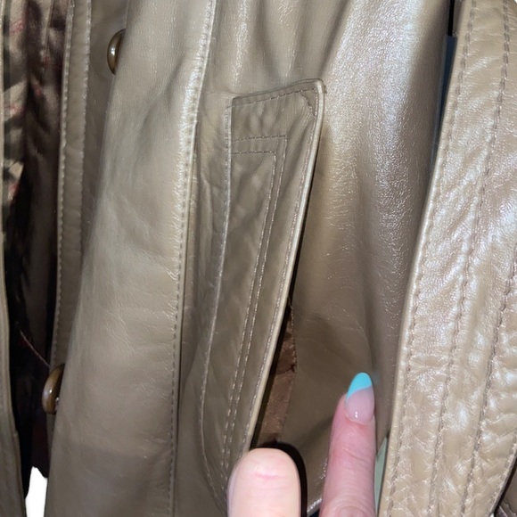 Vintage 70s Etienne Aigner Tan Belted Double Breasted Leather Trench Coat - Picture 16 of 16